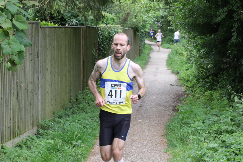 photo 0595 of a runner