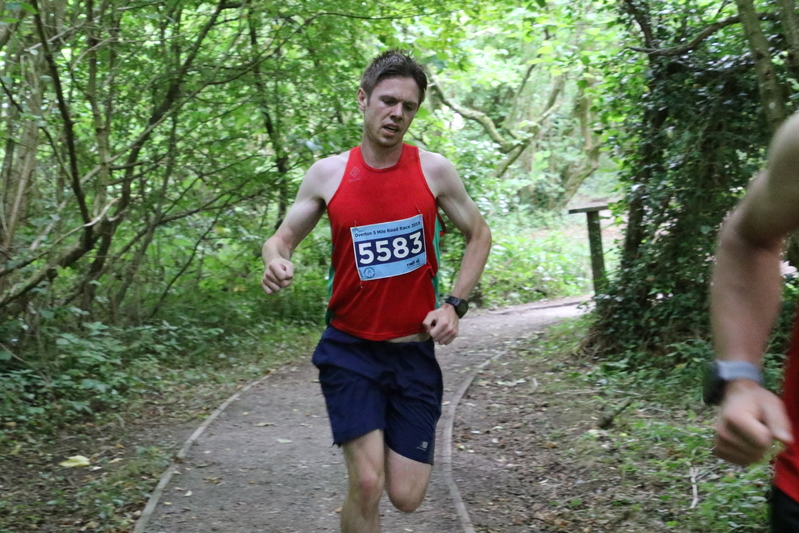 photo 0478 of a runner