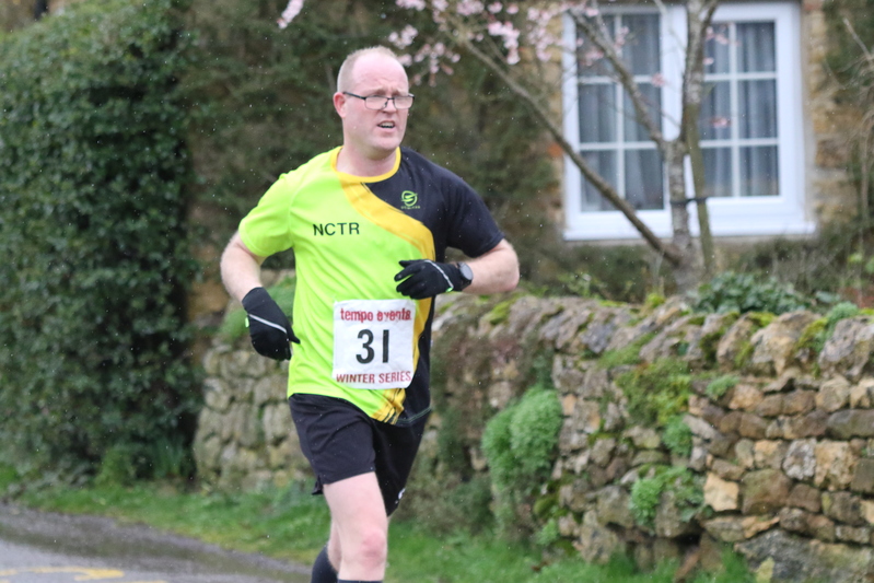 photo 0734 of a runner