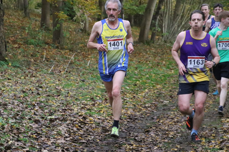 photo 2871 of a runner