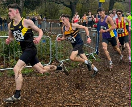 This photo is of Quinn battling it out with those that finished in front of htm